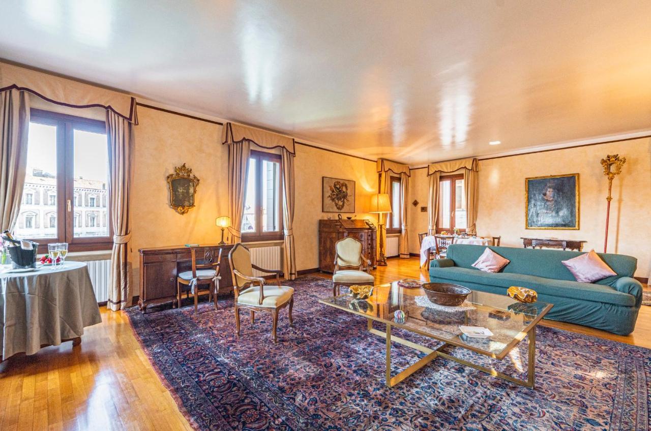Ca' Pellegrini Luxury Grand Canal Венеция Екстериор снимка